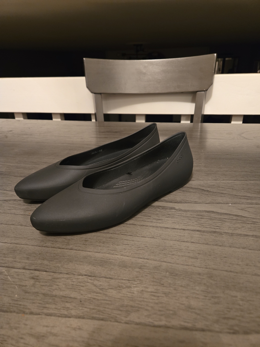 Crocs Women's On The Clock Work Flats Size 11 Black
